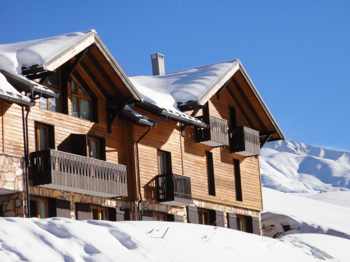 Home Vars فارْ الغرفة الصورة